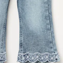 Juniors by Lifestyle Girls Mid Blue Embroidery Jeans image 4