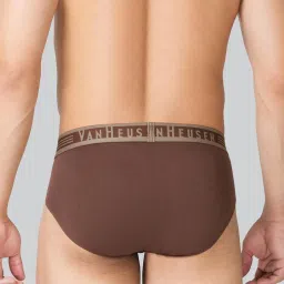 Van Heusen Regular Fit Ultra Soft Body Defining Fit Solid Briefs - Pack of 3 image 3