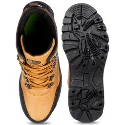 Bacca Bucci Tan Chukka Boots image 4