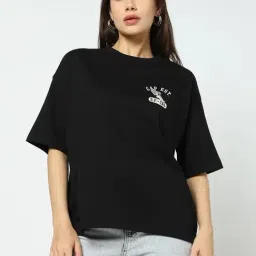 GAP Black Relaxed Fit Solid T-Shirt-picture-32