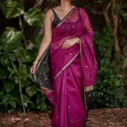 Lyzoo Woven Design Zari Handloom Saree image 2