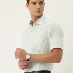 Peter England Green  Regular Fit Checks Shirt image 3