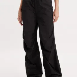 Levi's Black Mid Rise Relaxed Fit Pants image 1