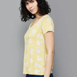 Colour Me by Melange Yellow Printed T-Shirt image 3