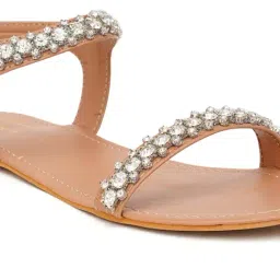 Hvnly by Shoetopia Women's Beige Back Strap Sandals image 5