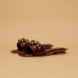 Eridani Women's ChrySld- Maroon Casual Sandals-picture-26