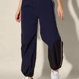 QIOA Women Relaxed High-Rise Side Stripes Trouser-image-21