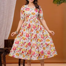 FASHION CLOUD Women White Kurtis-picture-11