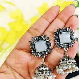 UrbanLuk Geometric Jhumkas Earrings image 3