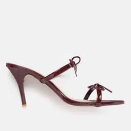 AXIUM Slim Heeled Sandals With Bow Details image 4