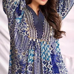 BulBul Printed V-Neck Tunic With Palazzos image 5