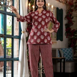 Dreambe Women Printed Night suit-picture-41