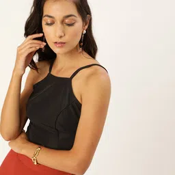 Veni Vidi Vici Black Solid Fitted Crop Top image 3