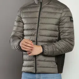 Calvin Klein Jeans Gunmetal Regular Fit Quilted Puffer Jacket image 3
