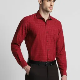 Peter England Red Slim Fit Checks Shirt image 3
