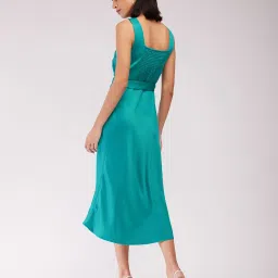 Fablestreet Green Regular Fit Midi Dress image 2
