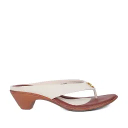 Bata Women's Cream Thong Sandals-image-1
