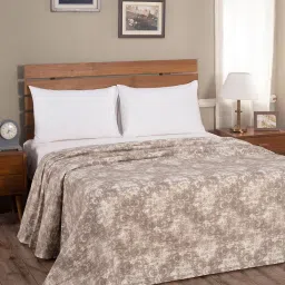 Maspar Rustic Clash Hyper Printed Beige 318 TC Cotton Blend Queen Size Bed Cover image 1