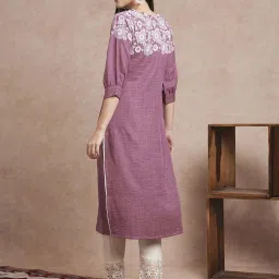 Fashor Mauve Embroidered Straight Kurta image 2