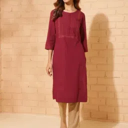 Fabindia Maroon Cotton Blend Embroidered Long Kurta-image-84
