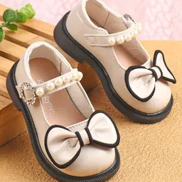 Babyoye Velcro Closure  Ballerina with Bow Applique - White-picture-37