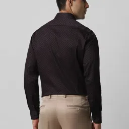 Van Heusen Black Cotton Slim Fit Printed Shirt image 2