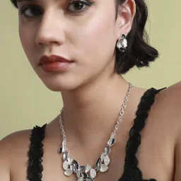 Sohi Black & Silver Dented Abstract Jewellery Set image 2