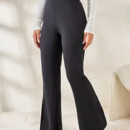 Styli Black Relaxed Fit Leggings-image-24