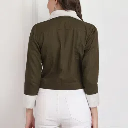 BUYNEWTREND Green Regular Fit Jacket image 2