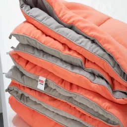 Spaces Silkysoy Solid Coral 90 GSM Microfibre Double Quilt image 5