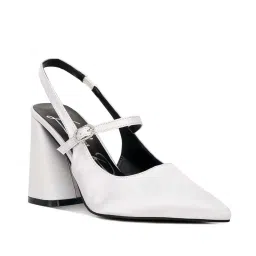 London Rag Women's White Ankle Strap Sandals image 2