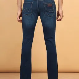 Wrangler Millard Blue Regular Fit Lightly Washed Jeans image 2