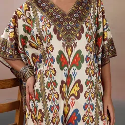 LABEL AARNA Tribal Tales Women Silk Crepe with Digital Print Kurta & Palazzos Co-ord Set image 3