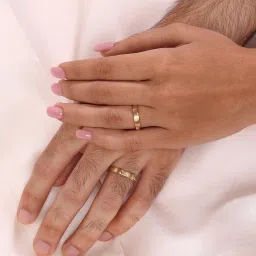 Mia by Tanishq Soulmates Signature Bands 18k Gold Couple Ring (Single Quantity) image 2