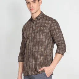 Arrow Sport Green Cotton Slim Fit Checks Shirt image 3