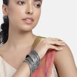 Peora Traditional Gold - Silver Gold - Silver-Plated Bangles - Set of 26 image 2