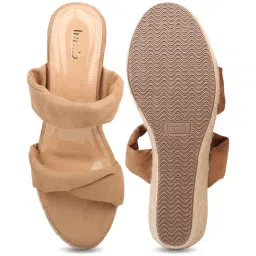 Inc.5 Women's Beige Casual Wedges image 3