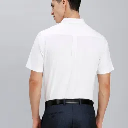 Reid & Taylor White Cotton Regular fit Solid Shirt image 2