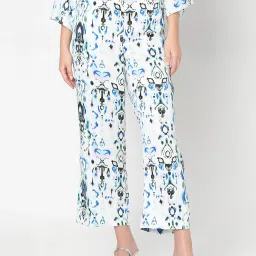 Vero Moda White & Blue Printed High Rise Pants image 2