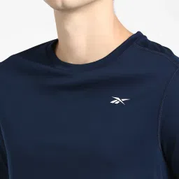 Reebok Navy Round Neck T-Shirt image 4