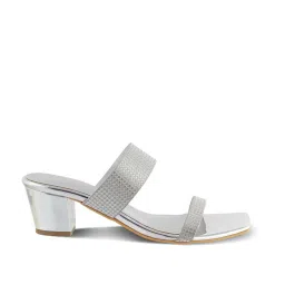 Tresmode Women's Silver Casual Sandals image 2