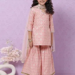 biba girls Biba Kids Pink Embroidered Kurta Set image 3