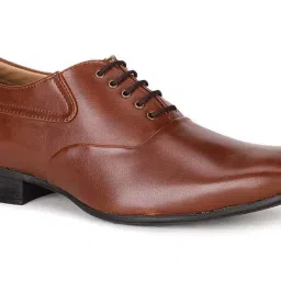 Bata Men's Tan Oxford Shoes image 4