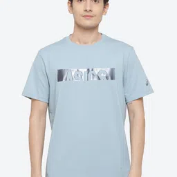 ASICS Foil Print Cropped  Gpx SS  Men Blue Typography  Printed Raw Edge Training T-shirt image 1