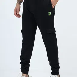 ESSPOIRE Men Mid Rise Joggers image 4