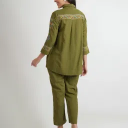 Kaftanize Green Chakori Printed Shirt And Pant image 2