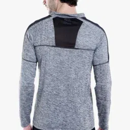 Campus Sutra Grey & Black Regular Fit T-Shirt image 2