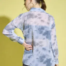 BUYNEWTREND Grey Printed Shirt image 2
