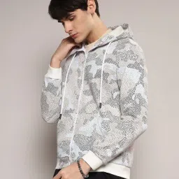 Campus Sutra Grey & Beige Regular Fit Printed Hooded Sweatshirt image 3