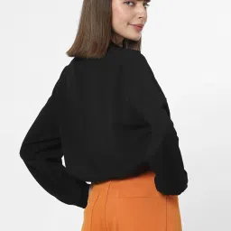 Vero Moda Black Regular Fit Bomber Jacket image 3